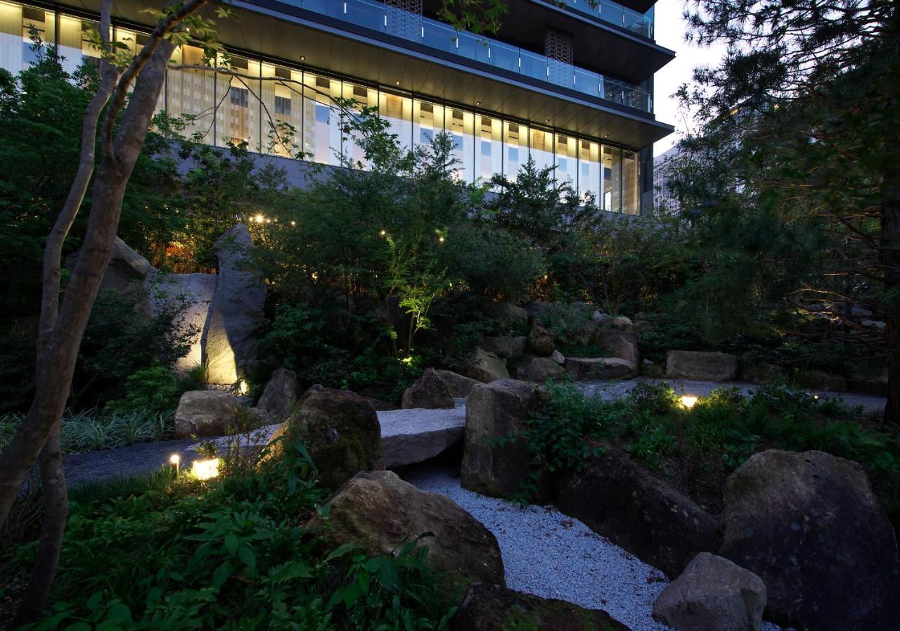 Отель The Okura Токио Экстерьер фото The Rock Garden