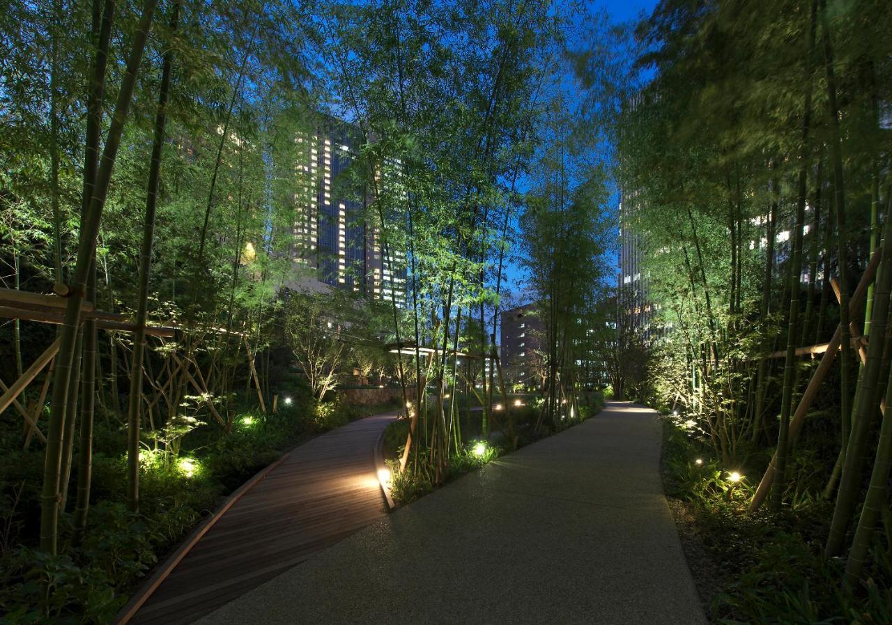 Отель The Okura Токио Экстерьер фото The Forest