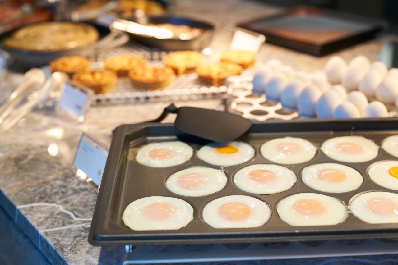 Отель The Okura Токио Экстерьер фото Egg poacher